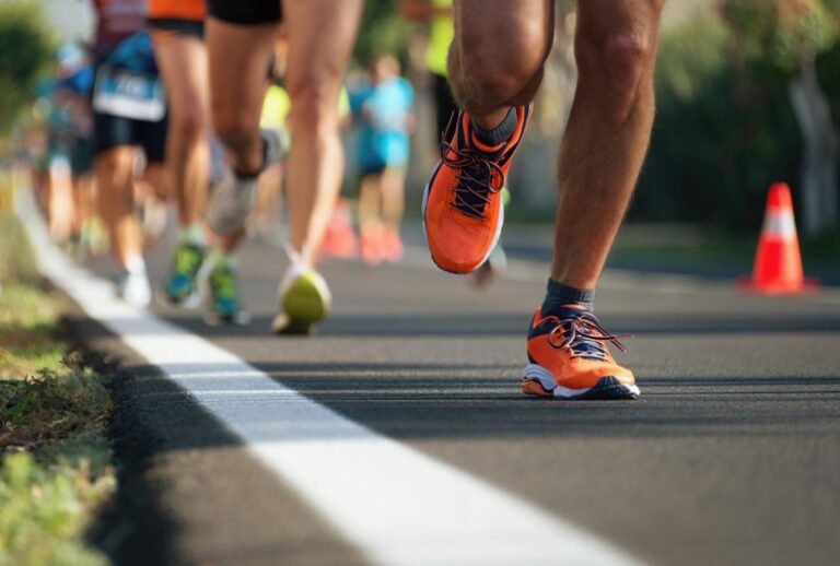 Curitiba recebe a 1ª Corrida da Padroeira no dia 8 de novembro no Rebouças. Evento terá corrida de 5 km e caminhada de 3 km.