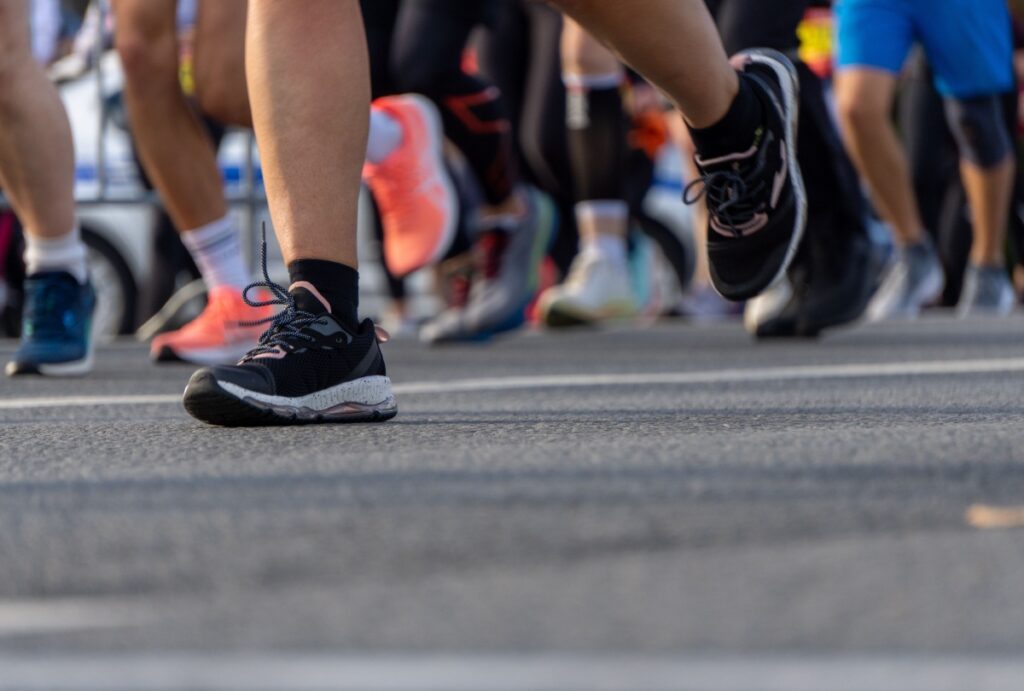 A XIX Corrida da Polícia Civil do Paraná acontece neste domingo (27) em Curitiba. Prova terá percursos de 5 km e 10 km, corrida kids e exposição de helicóptero.