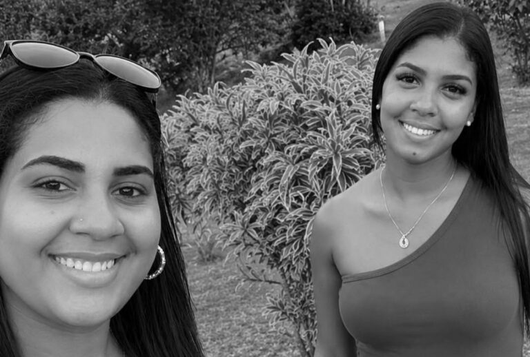 Lá, ele teria atirado contra as duas e, em seguida, cometido suicídio.