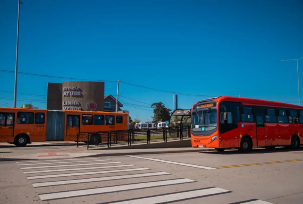 Os ônibus Curitiba Colombo terão uma nova opção de integração entre os dois municípios