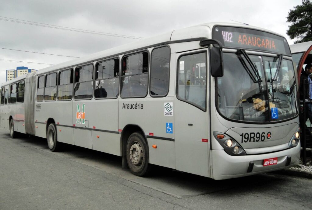 Novos ônibus vão integrar a linha Curitiba-Araucária, na frota da Rede Integrada Metropolitana (RIT).