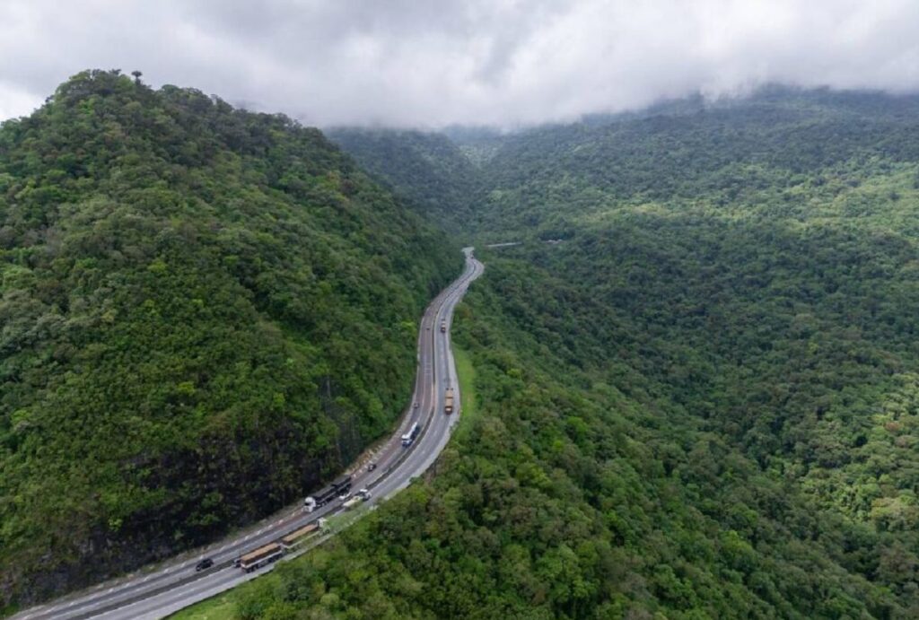 Trânsito na BR-277