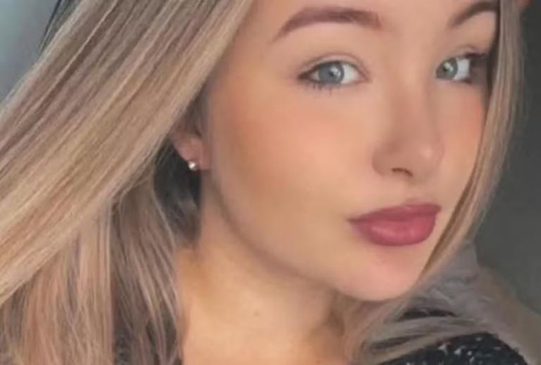 corpo ao lado da filha