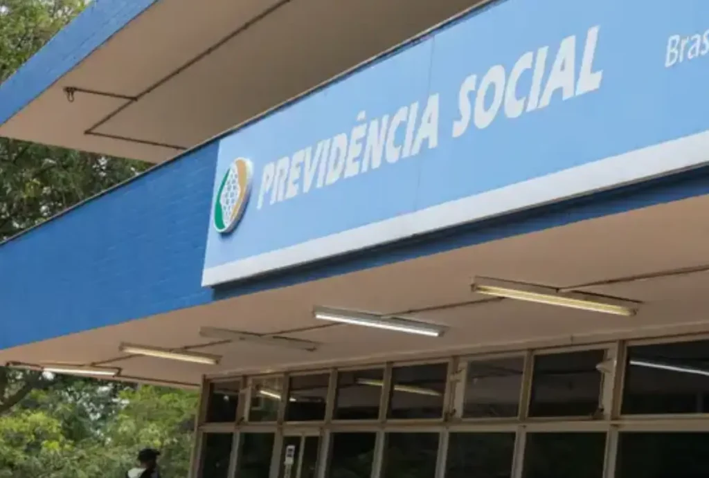 As agências do Instituto Nacional do Seguro Social (INSS) ficarão quatro dias consecutivos sem atendimento presencial regular em todo o Brasil.