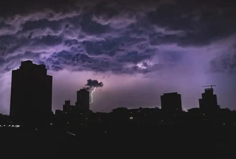 Alerta de tempestade atinge o Paraná hoje