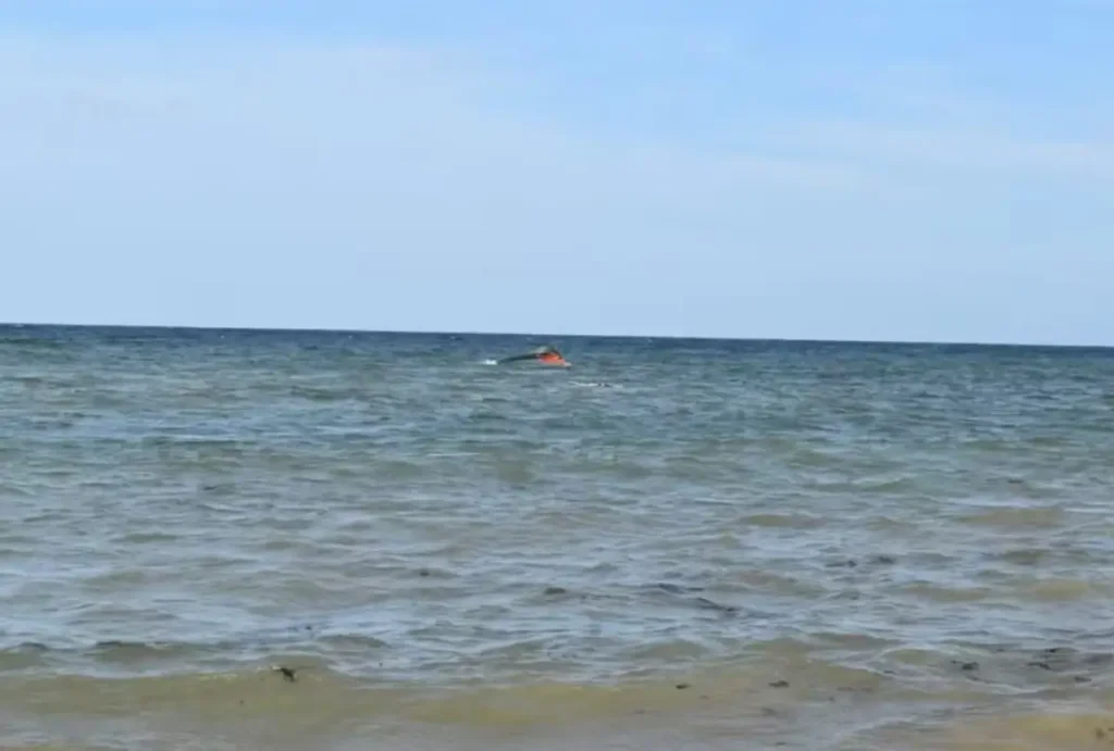 Um naufrágio deixou pelo menos 109 mortos e mais de 116 desaparecidos após um barco com 305 migrantes virar durante uma travessia marítima.