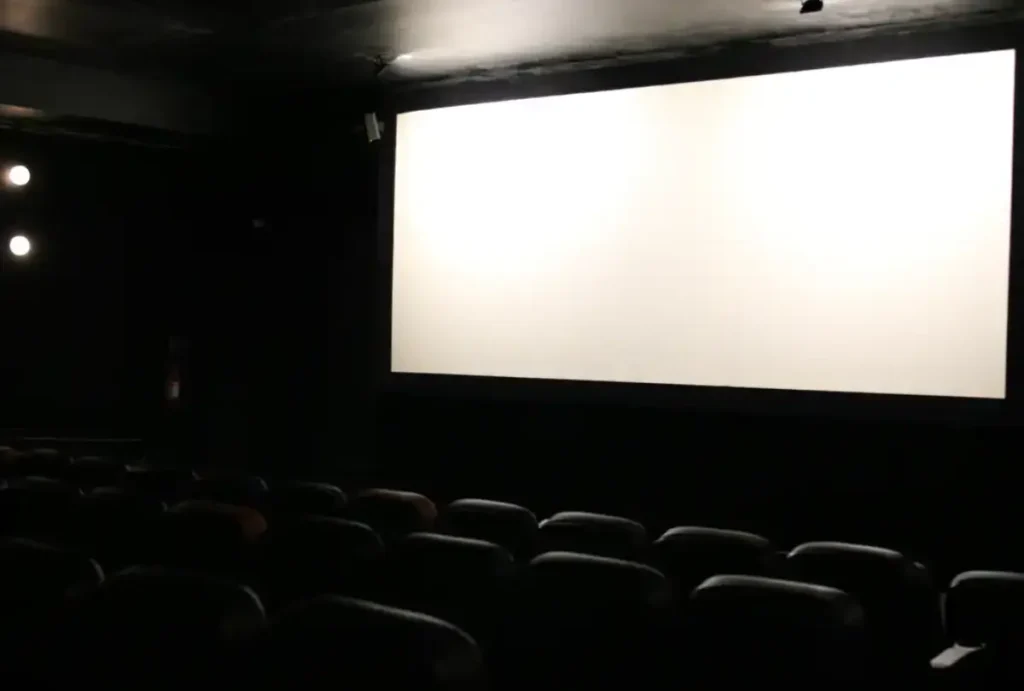 Os cinemas de todo o Brasil vão vender ingressos a R$12 graças ao Festival do Cinema Brasileiro.