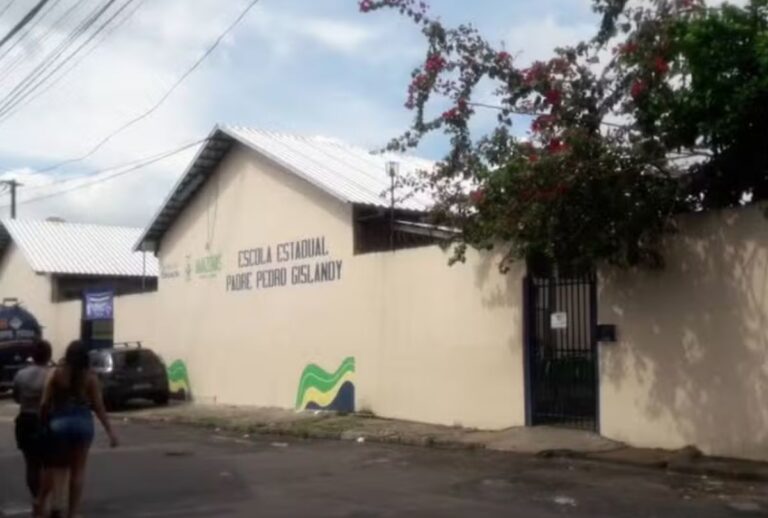 Um homem de 75 anos morreu após passar mal durante a votação na manhã deste domingo (4), em Manaus.