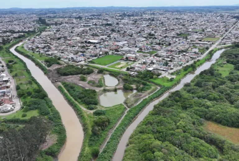 A Grande Curitiba vai ganhar um novo parque capaz de armazenar até 15 milhões de litros de água da chuva.