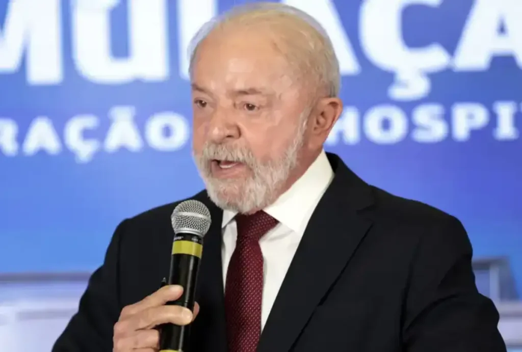 Conforme os últimos dados do Tribunal Superior Eleitoral (TSE), Lula venceu com 8.974 votos no país.