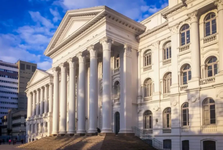 Cinco universidades do Paraná entre as melhores do mundo