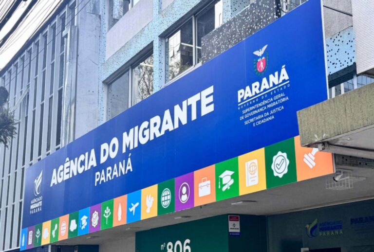 Mutirão nesta terça-feira (20) oferece vagas de emprego, serviços de saúde e qualificação para mulheres migrantes de Curitiba.