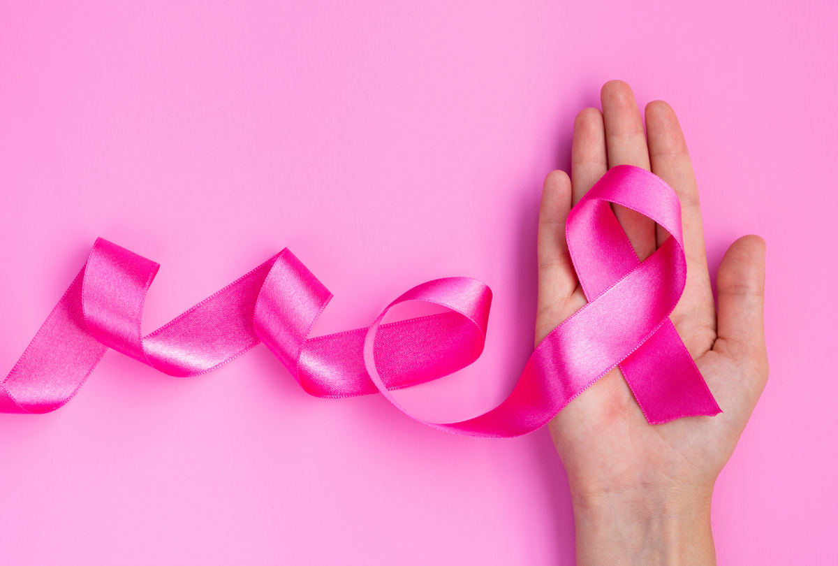 Outubro Rosa: cuidado com a saúde também passa por se preparar para imprevistos