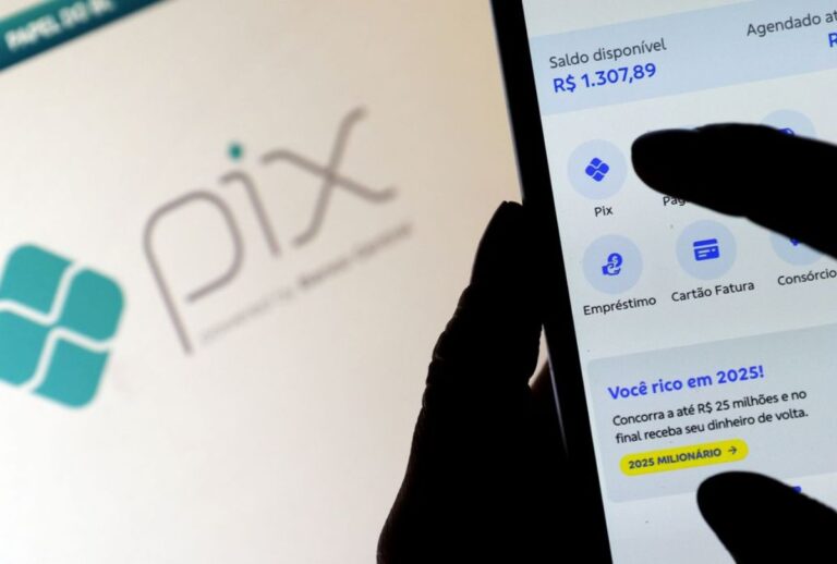 O texto proíbe que fornecedores, plataformas digitais, marketplaces ou outros intermediários retenham esse dinheiro.